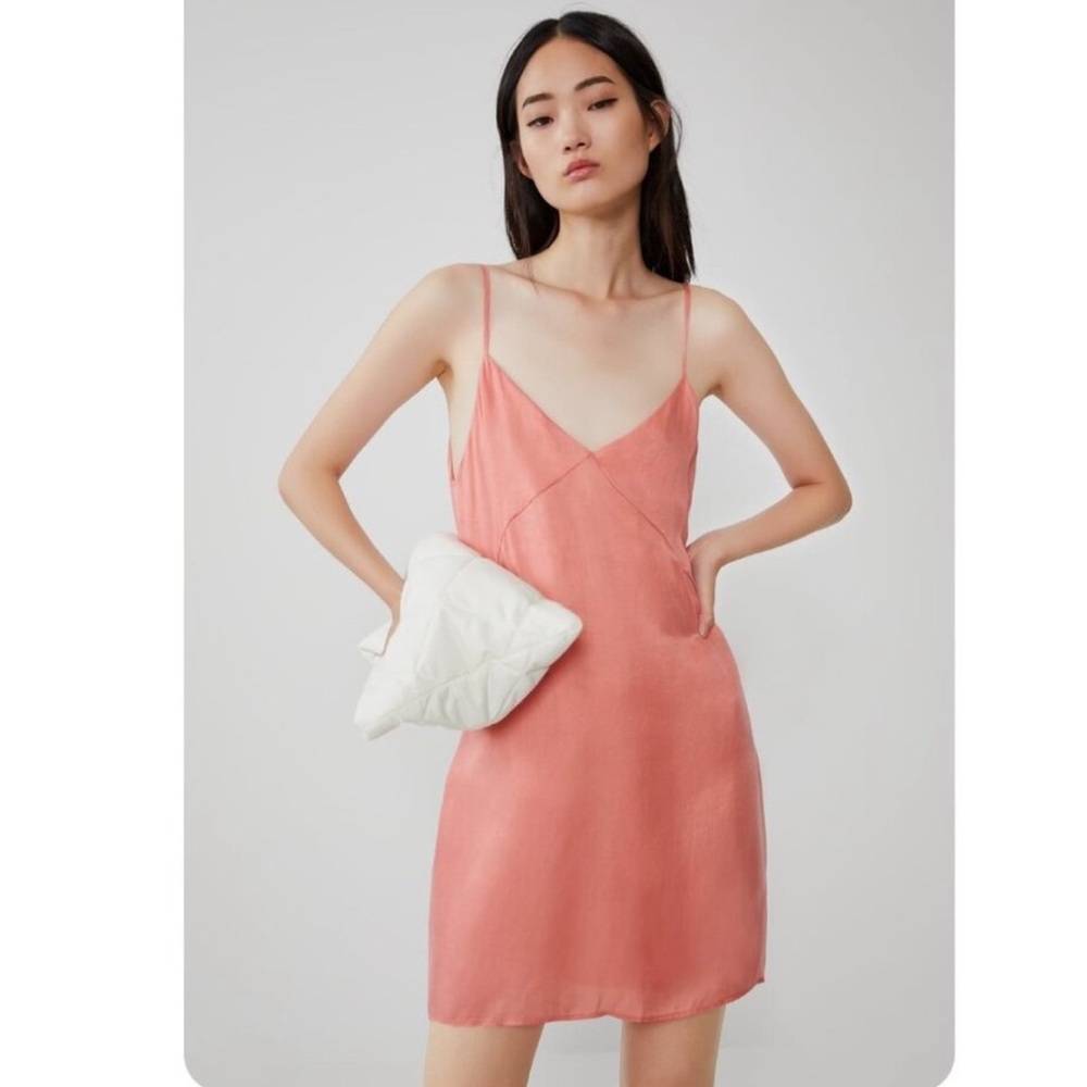 zara fillsens coral dress. Size s